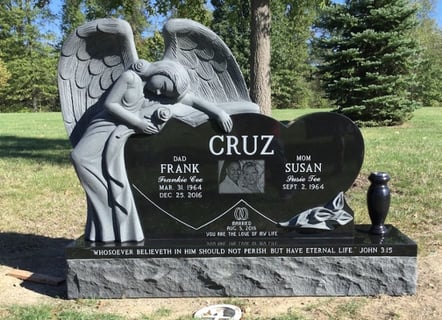 Cruz - Upright Monument - Grieving Angel Statue