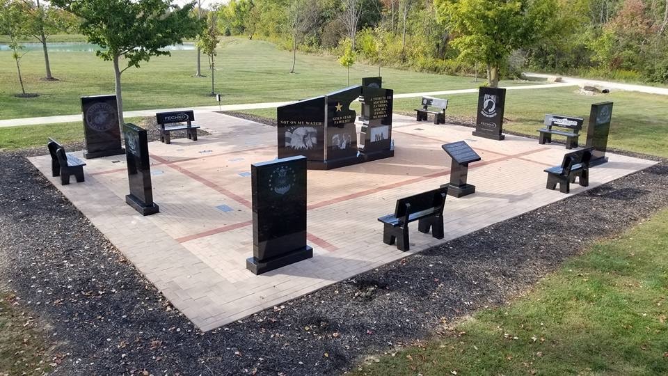 Gold_Star_Memorial_Civic_Memorial_Medina_Ohio.jpeg